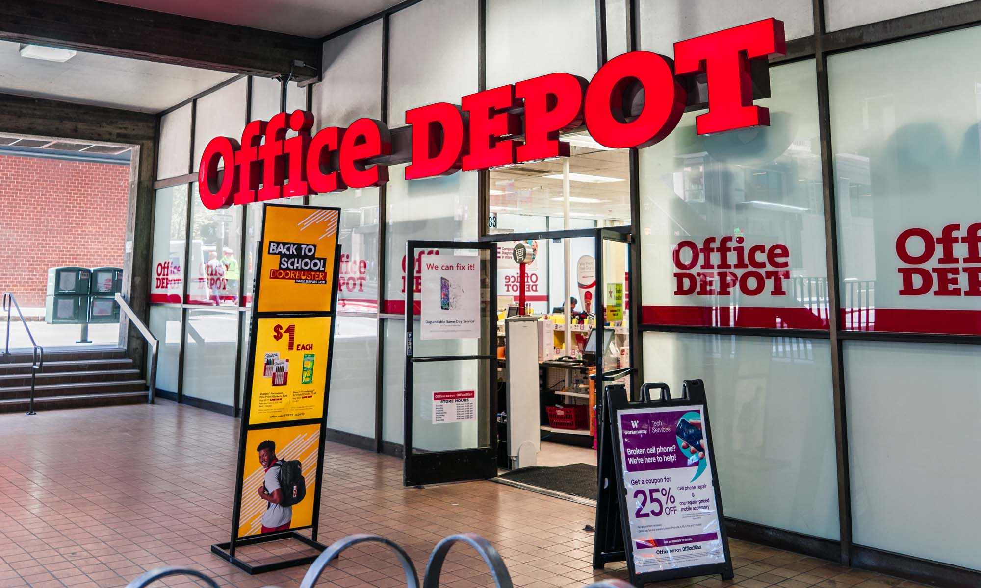 Office Depot: Artículos godínez y el mejor lugar para trabajar